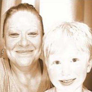 Meet your Posher, Debbie